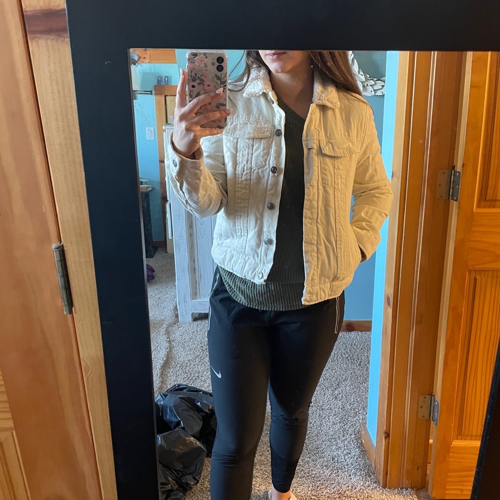 Harper Heritage Fuzzy Collared Denim Jacket